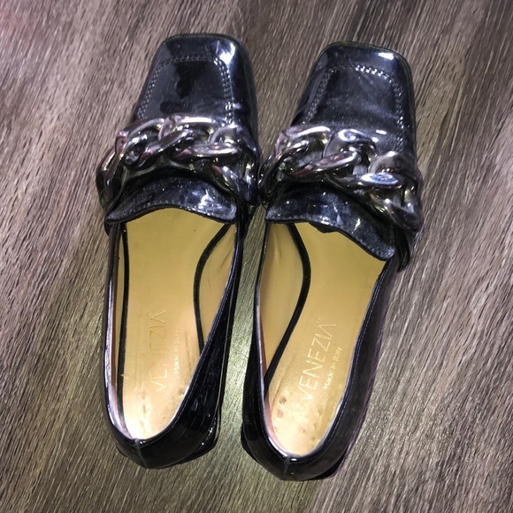 Venezia Heeled Loafer - Picture 1 of 6